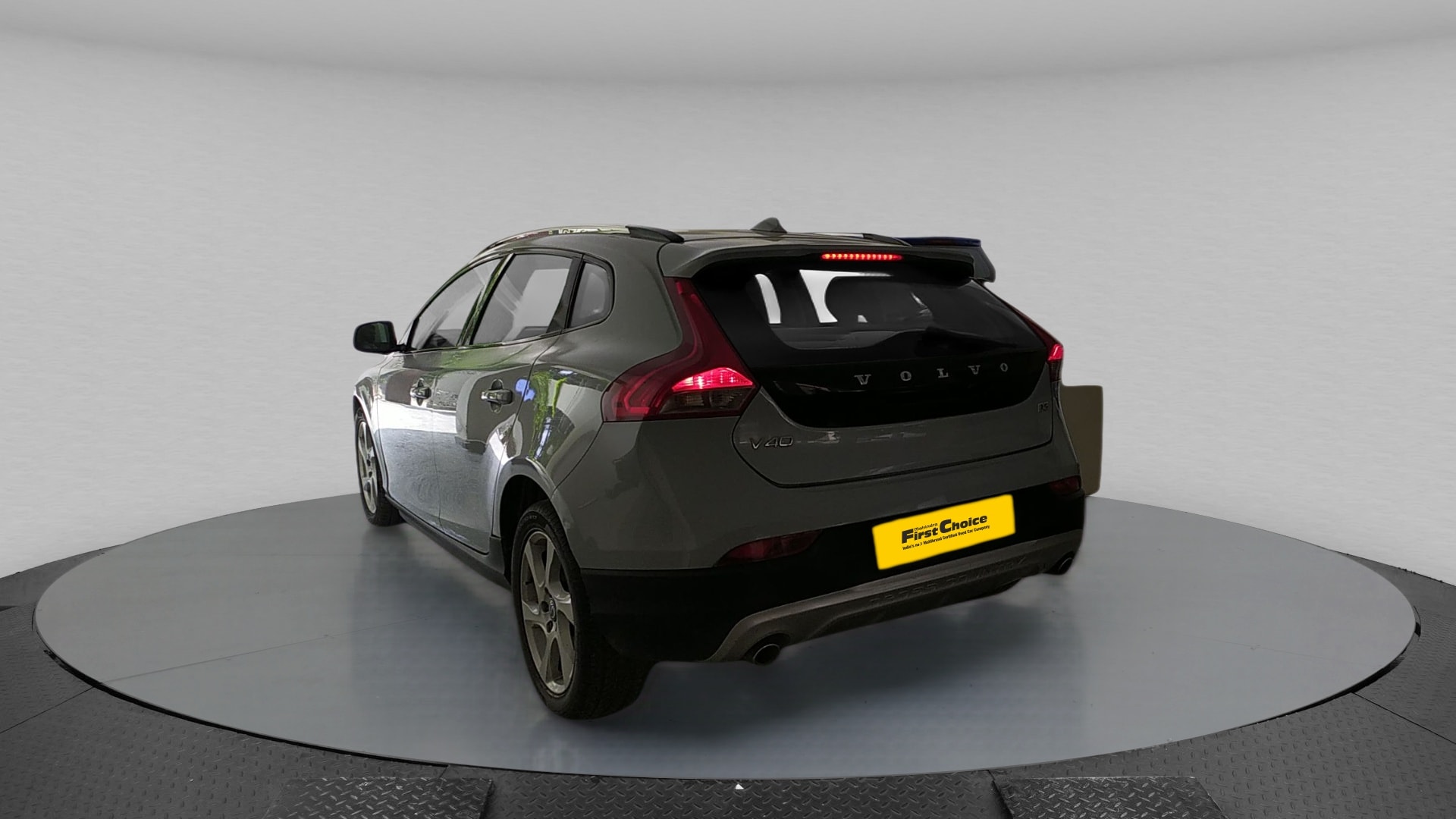 V40 image 3 V40 image 3