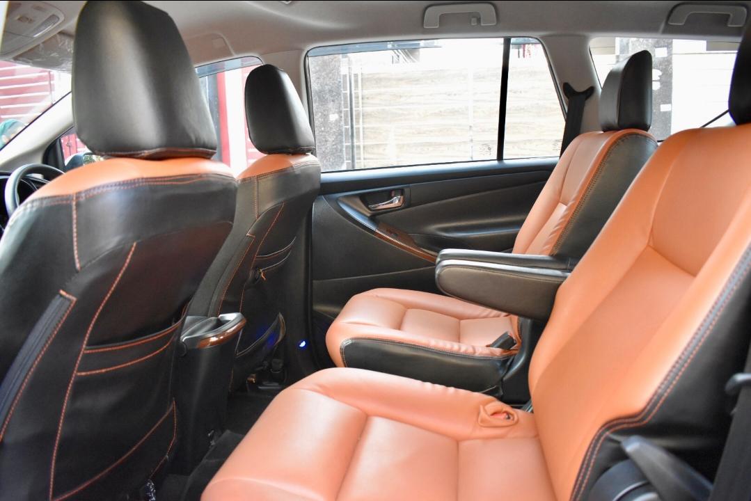 2017 Toyota Innova Crysta 2.8 GX AT 7-Seater Back Seats 