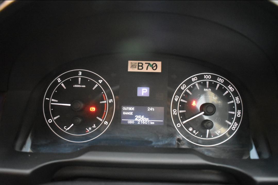 2017 Toyota Innova Crysta 2.8 GX AT 7-Seater Odometer 