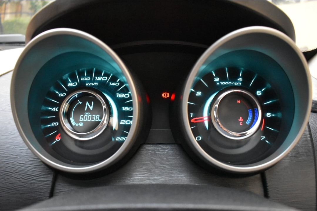 XUV500 image 11 XUV500 image 11