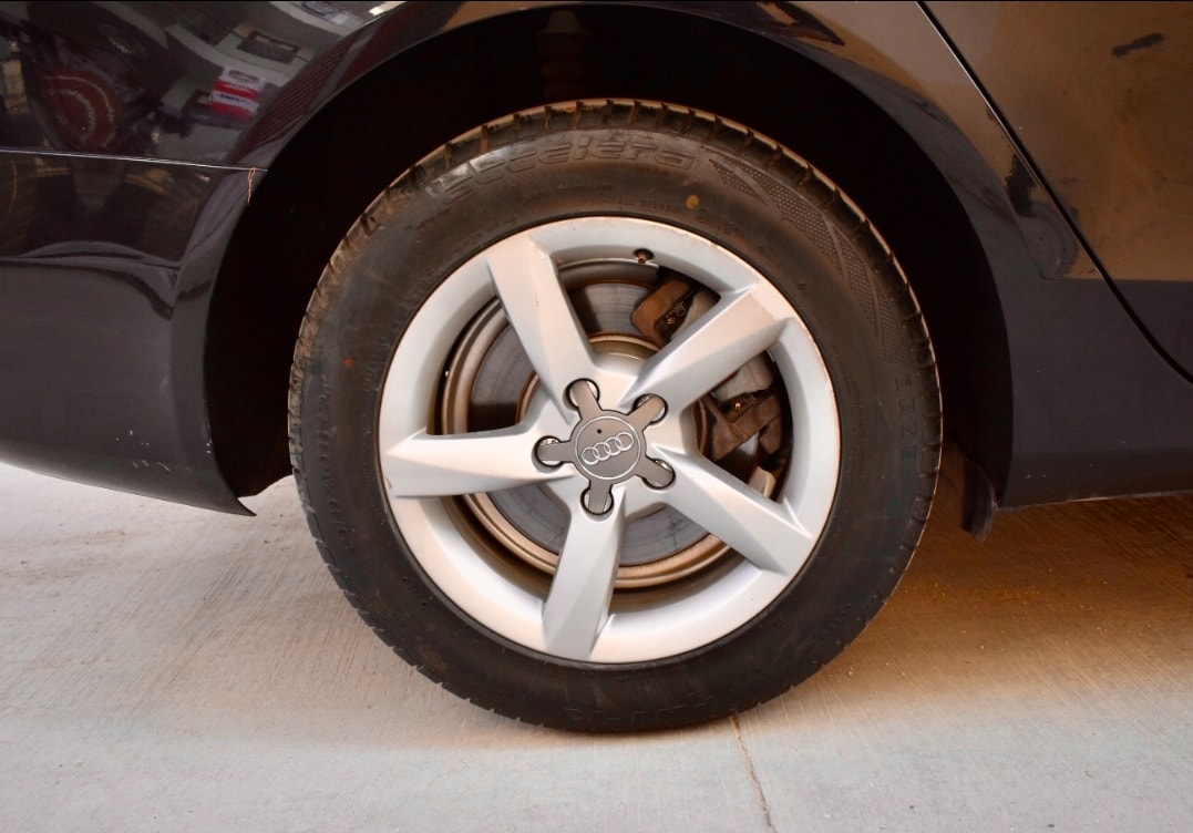 A4 image 9 A4 image 9