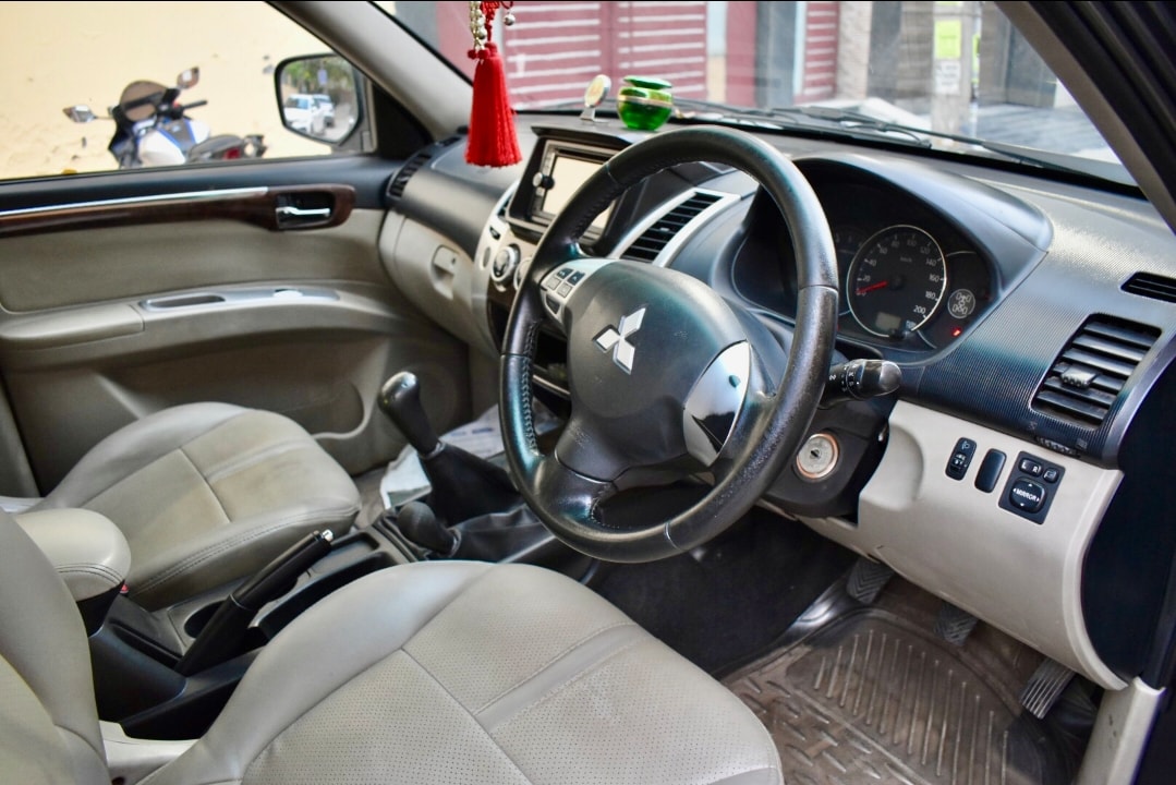 Pajero Sport image 11 Pajero Sport image 11