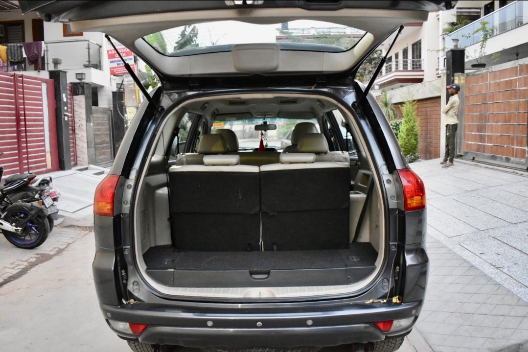 Pajero Sport image 10 Pajero Sport image 10