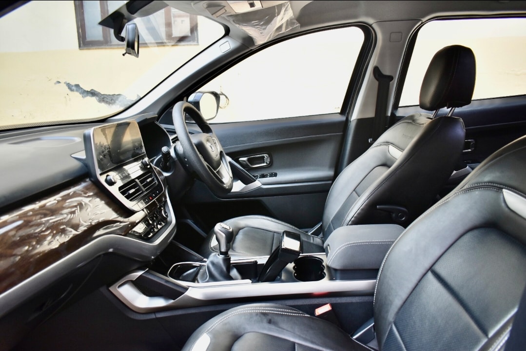 Harrier image 15 Harrier image 15