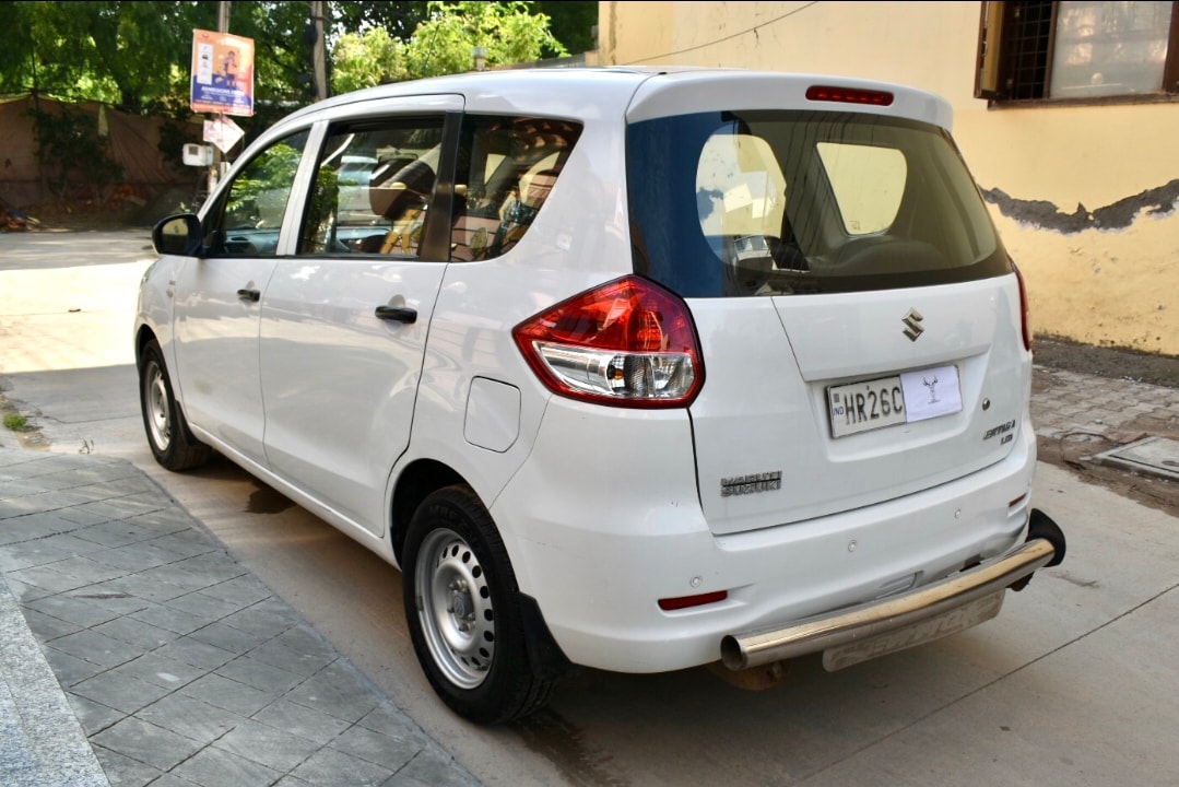 Ertiga image 3 Ertiga image 3