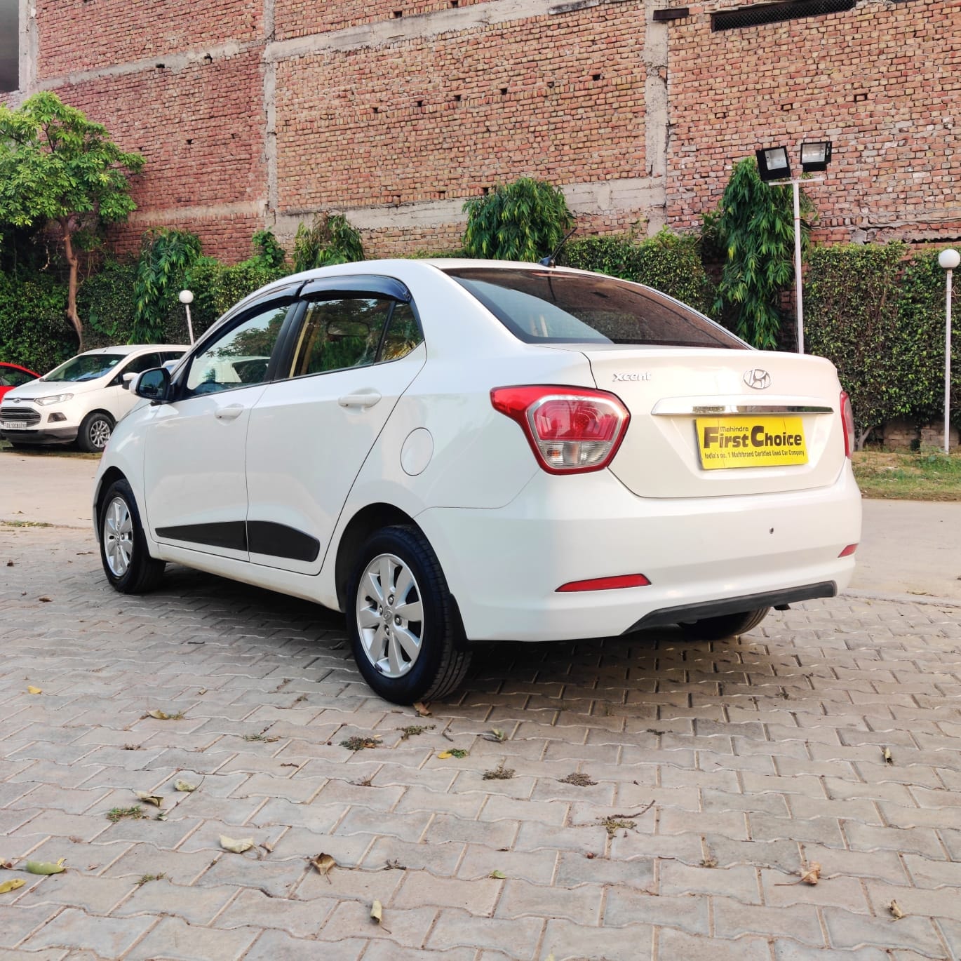 Xcent image 1 Xcent image 1