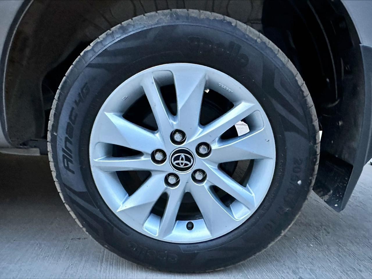 Innova Crysta image 9 Innova Crysta image 9