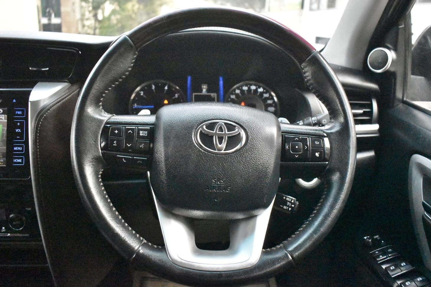 Fortuner image 13 Fortuner image 13