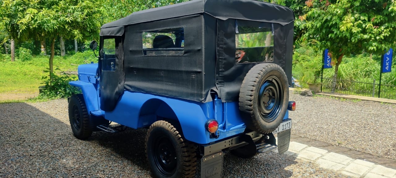 Jeep image 7 Jeep image 7