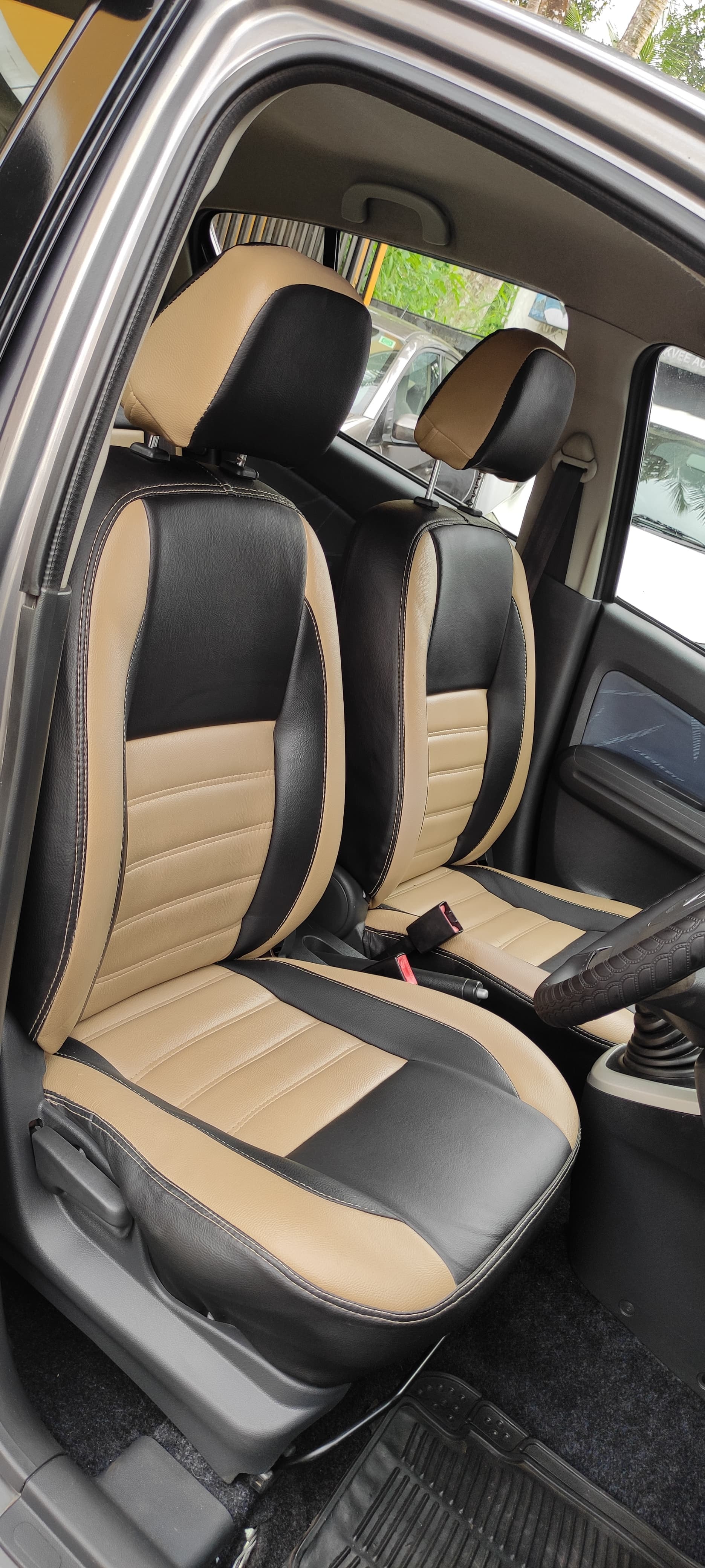 Ritz image 12 Ritz image 12