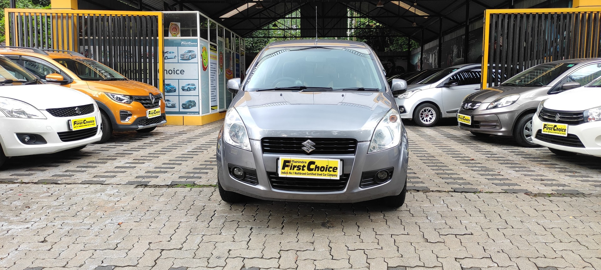 Ritz image 8 Ritz image 8