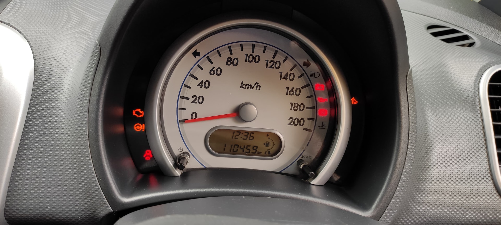 Ritz image 9 Ritz image 9