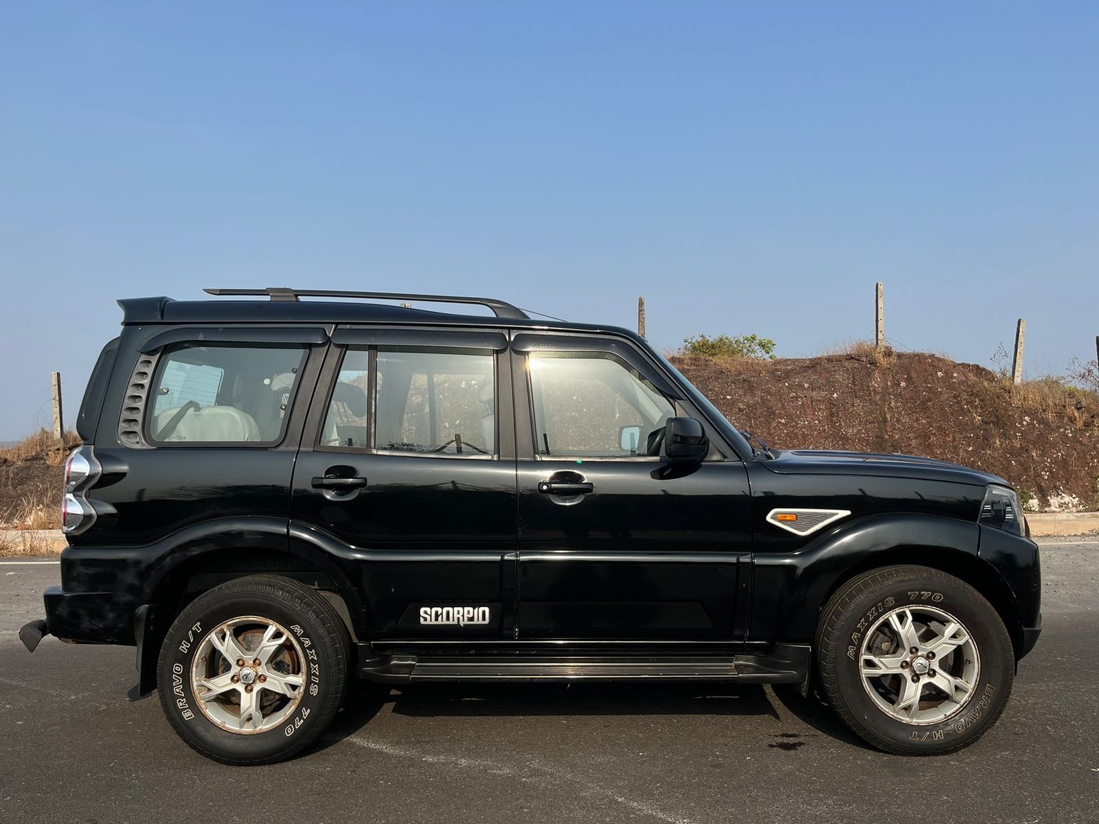 Scorpio image 4 Scorpio image 4