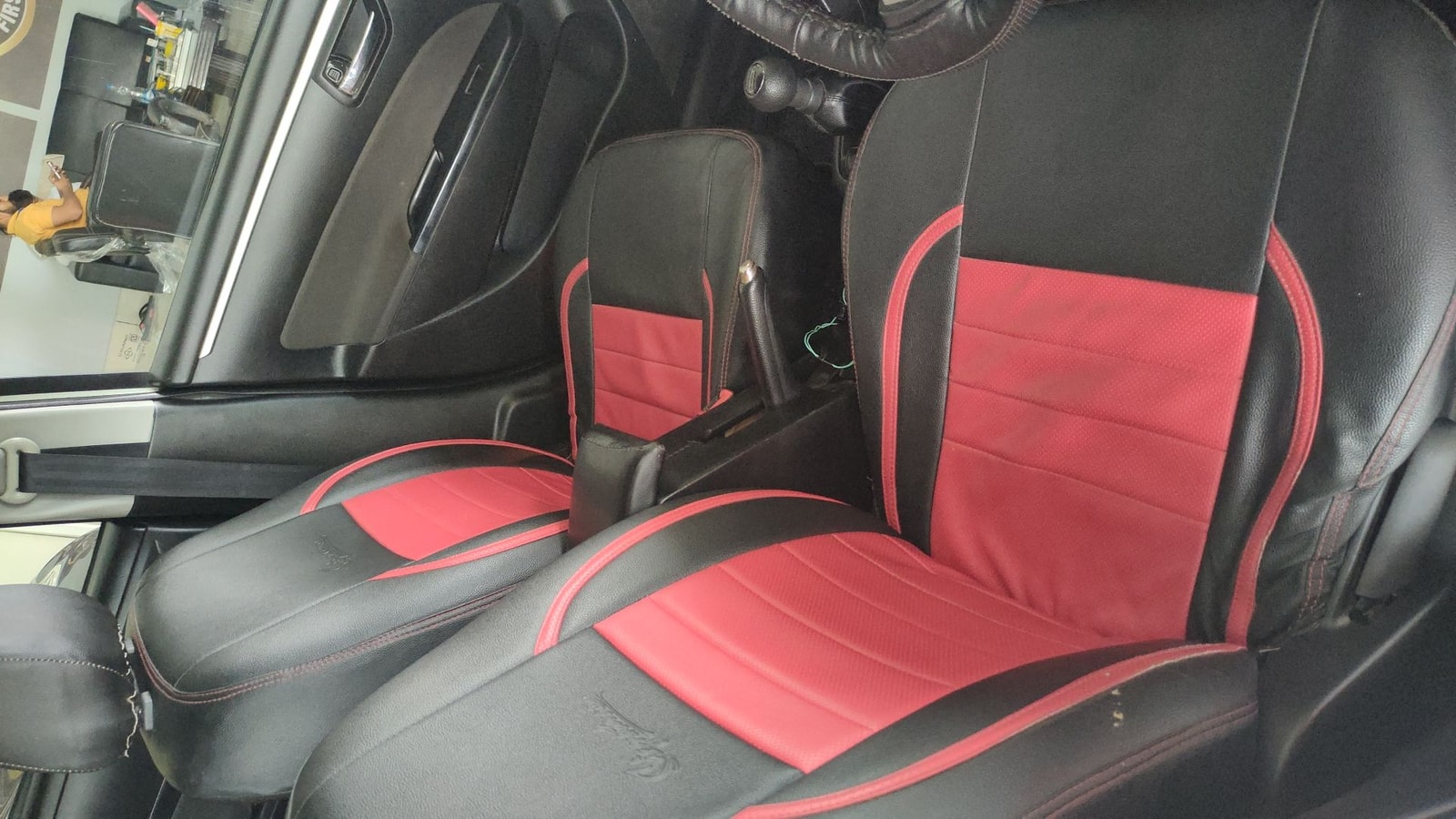 Swift image 16 Swift image 16