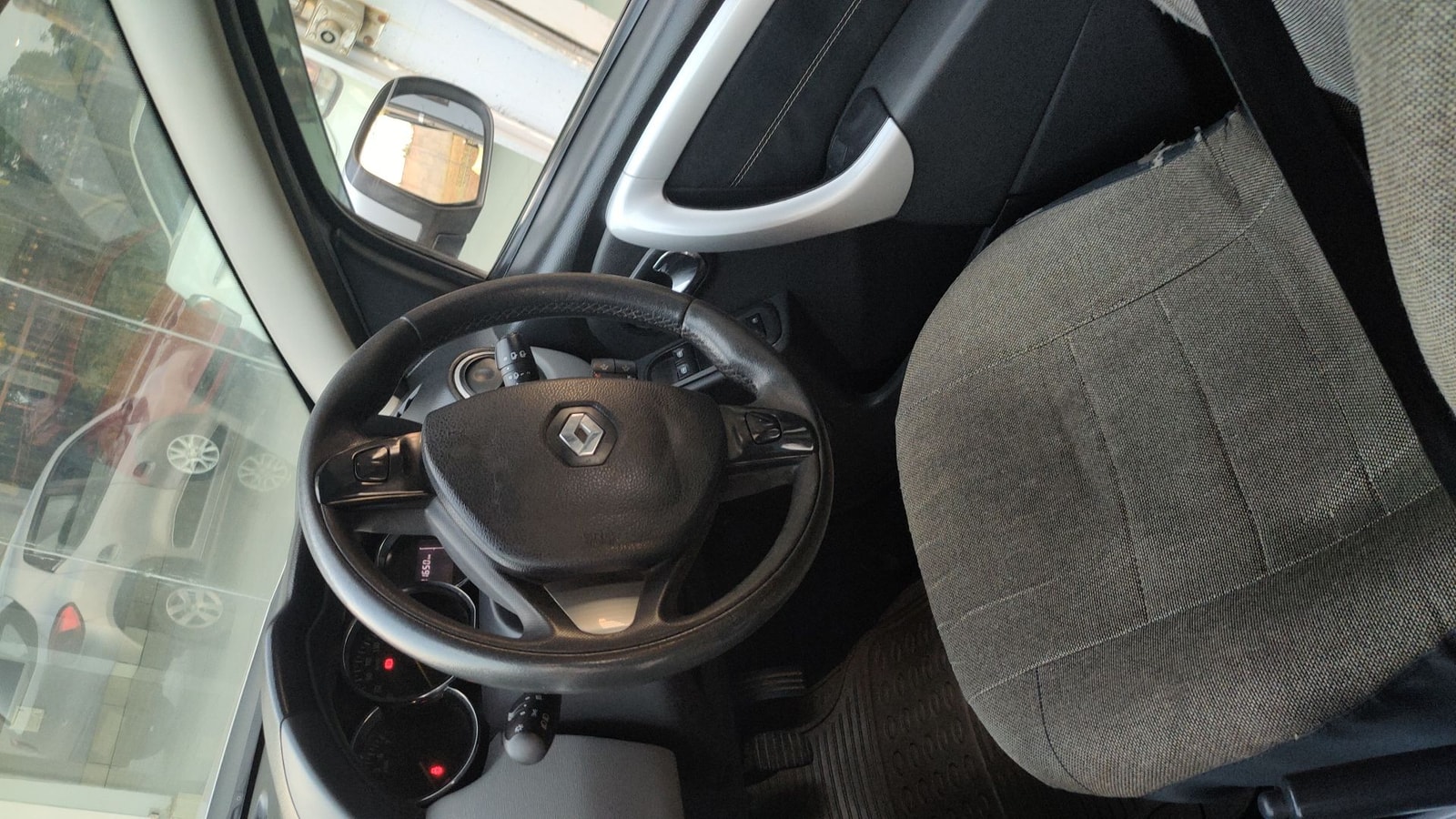 Duster image 15 Duster image 15