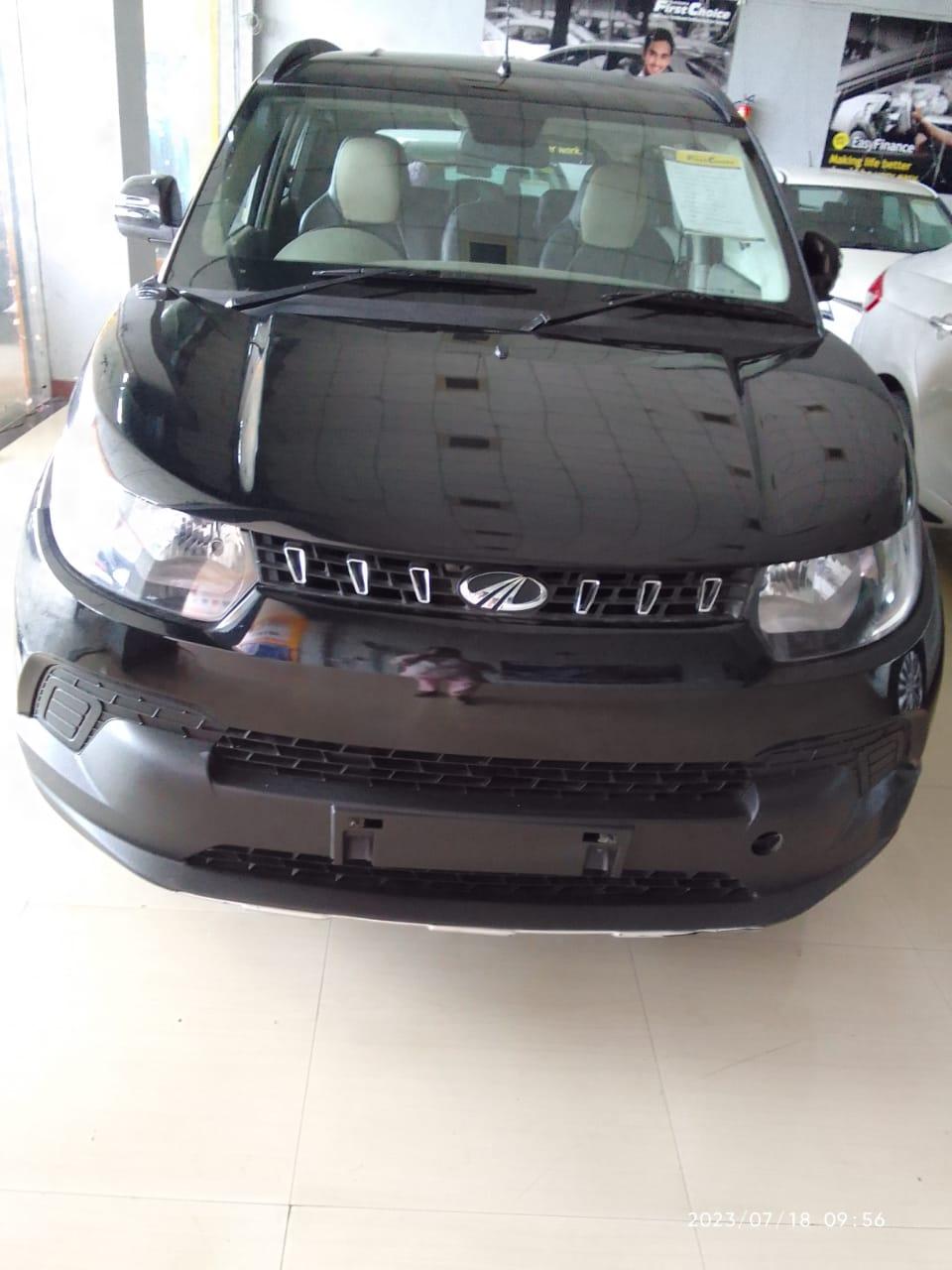 2017 Mahindra KUV100 K6 Plus Petrol 5 Seater BS IV