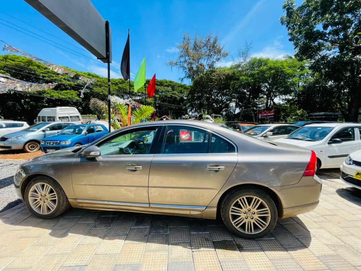 S80 image 9 S80 image 9