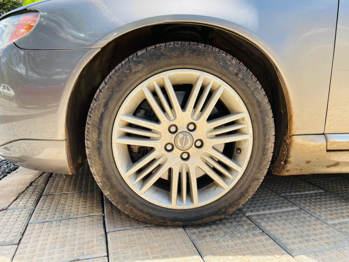 S80 image 16 S80 image 16