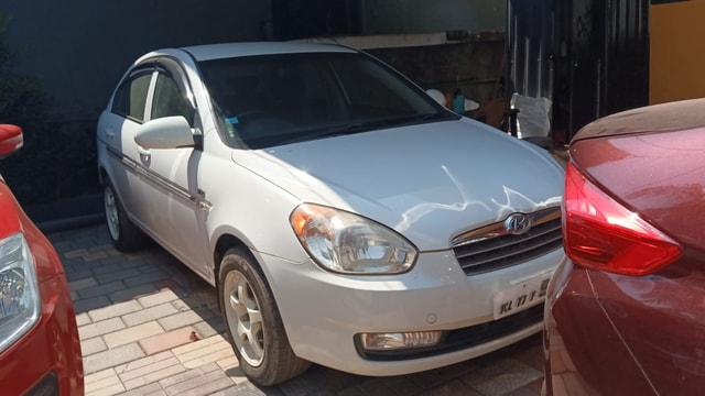 View Hyundai Verna Image 4 Used Hyundai Verna Image 4