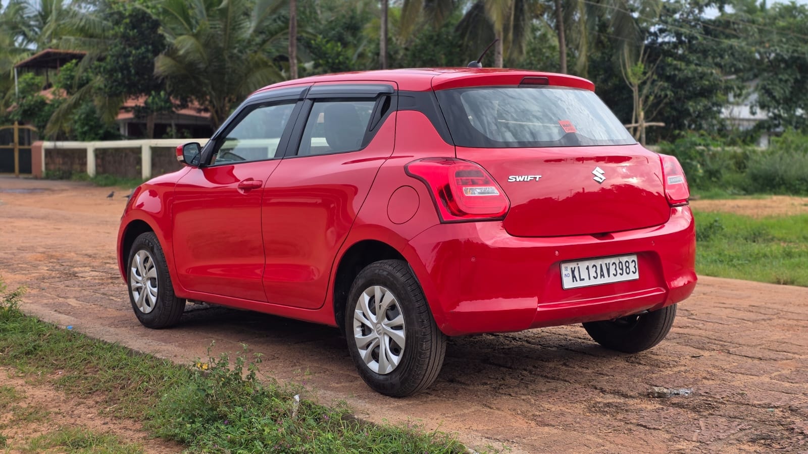 Used 2022 Maruti Suzuki Swift Used 2022 Maruti Suzuki Swift
