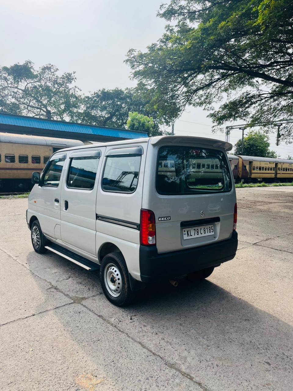 Used 2023 Maruti Suzuki Eeco Used 2023 Maruti Suzuki Eeco