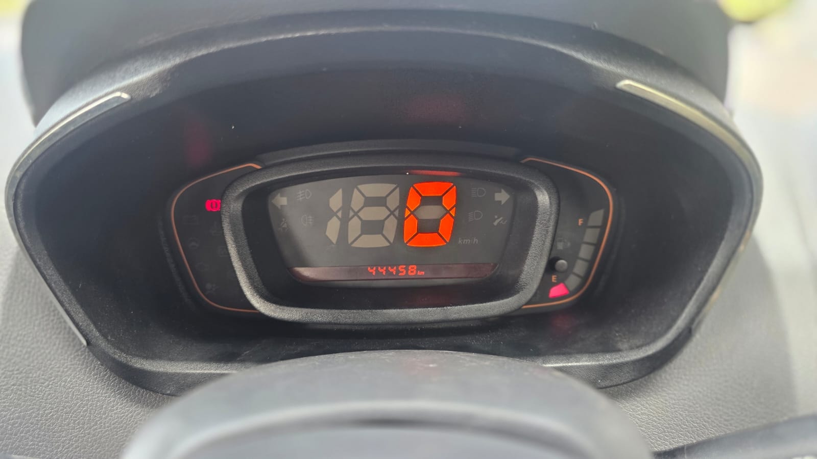 Kwid image 9 Kwid image 9