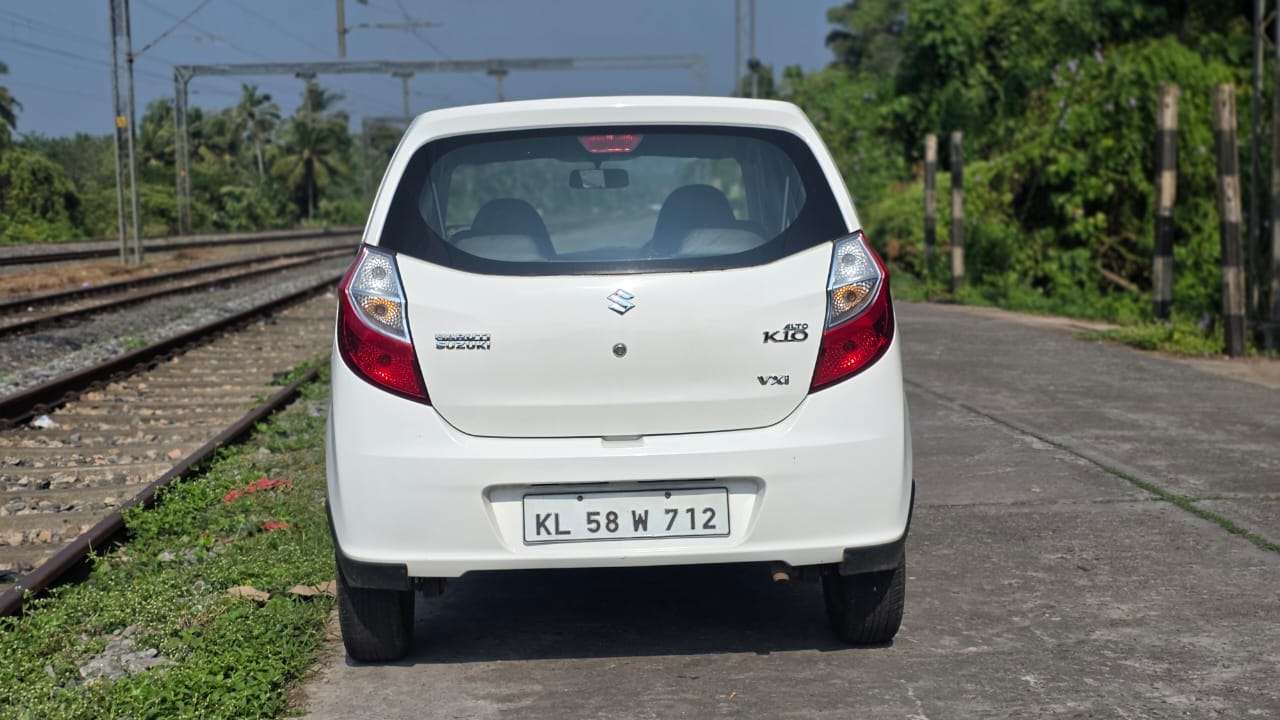 Alto K10 image 4 Alto K10 image 4