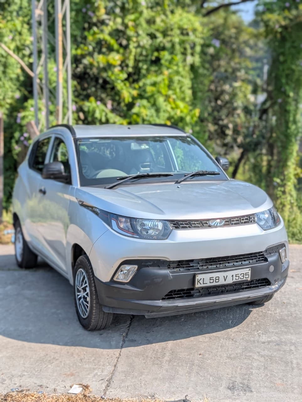 Used 2017 Mahindra KUV100 Used 2017 Mahindra KUV100