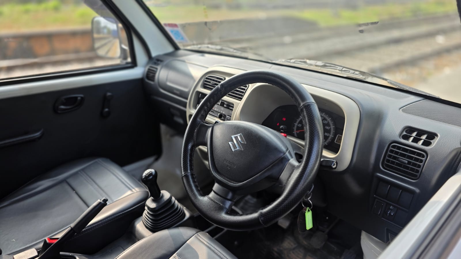 Used 2022 Maruti Suzuki Eeco Used 2022 Maruti Suzuki Eeco