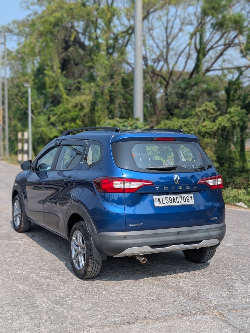 Used 2020 Renault Triber Used 2020 Renault Triber