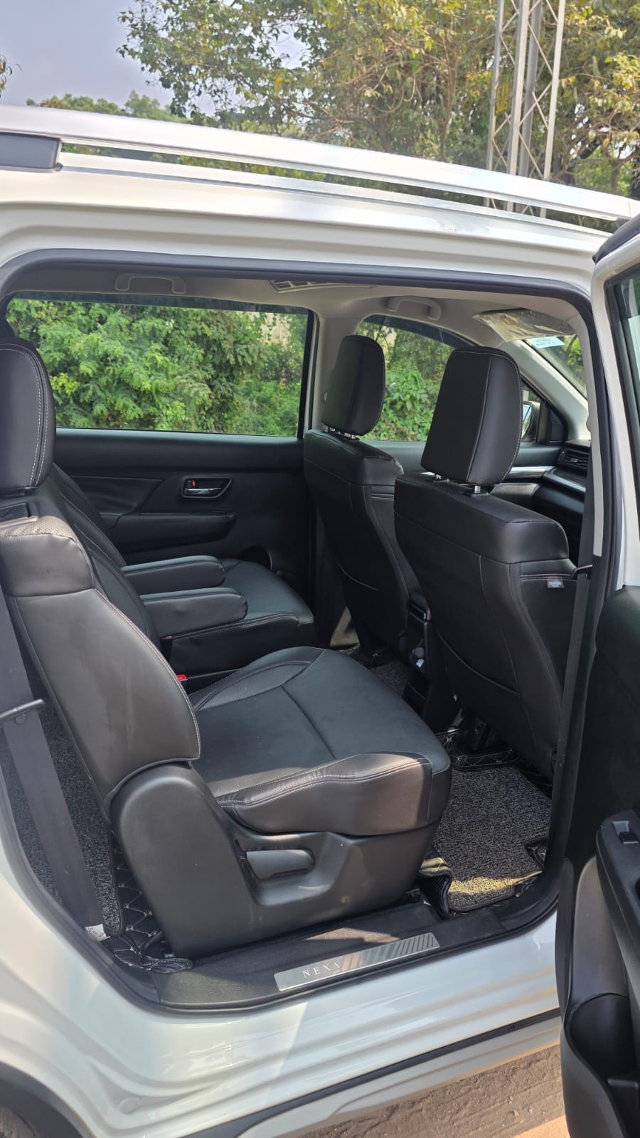 XL6 image 15 XL6 image 15