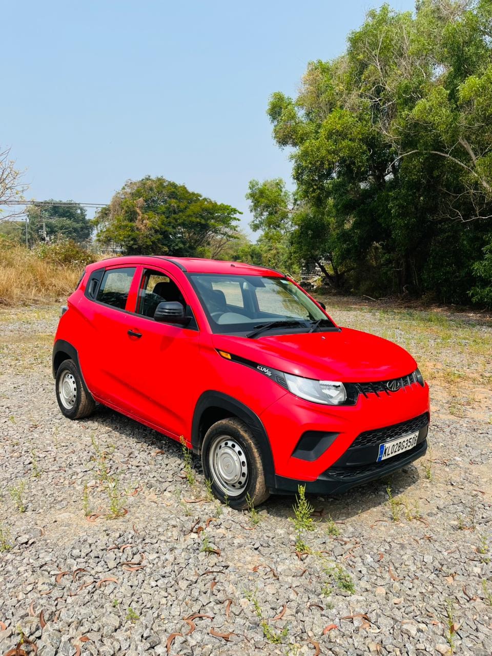 KUV100 image 7 KUV100 image 7