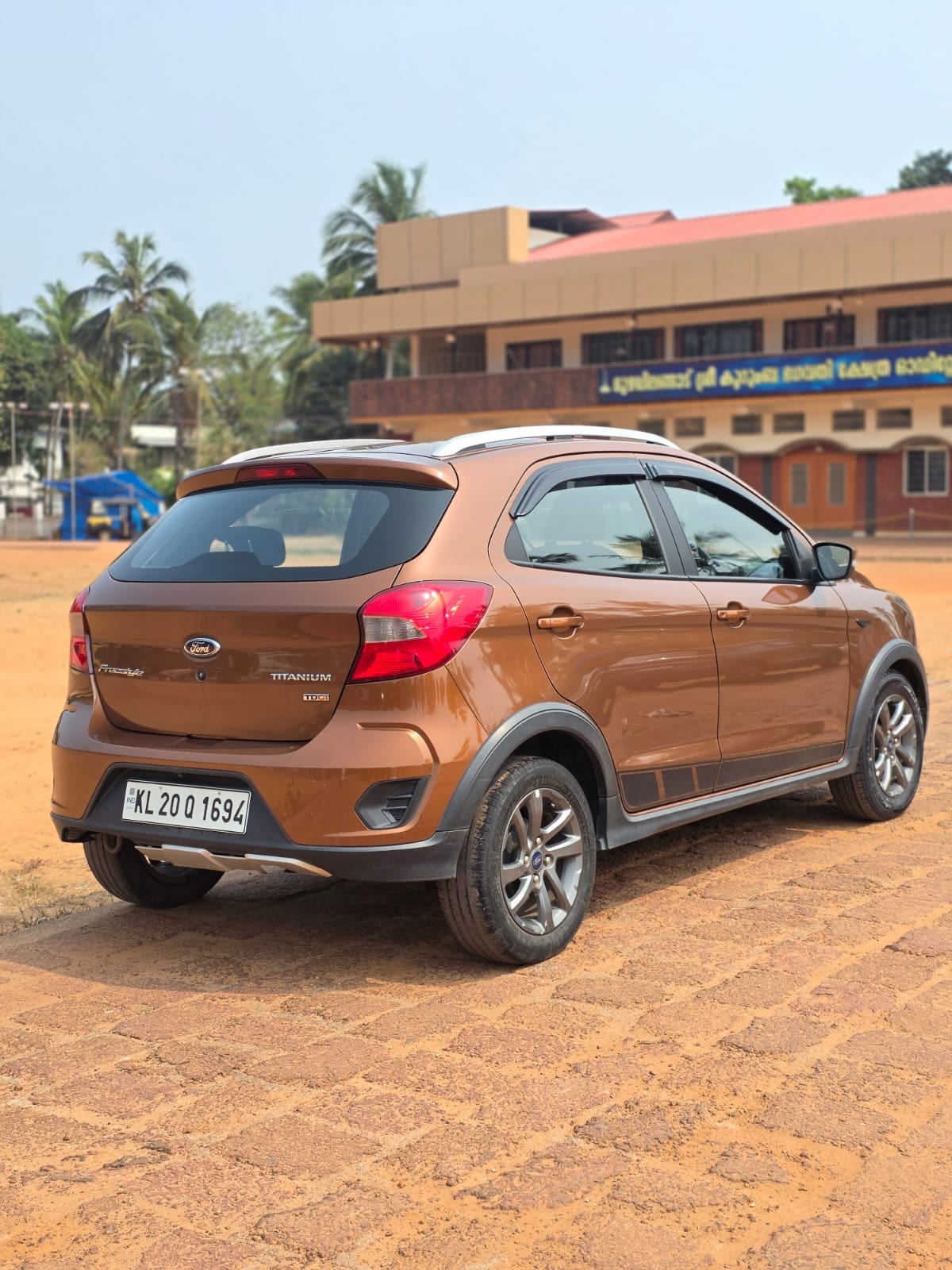 Freestyle image 5 Freestyle image 5