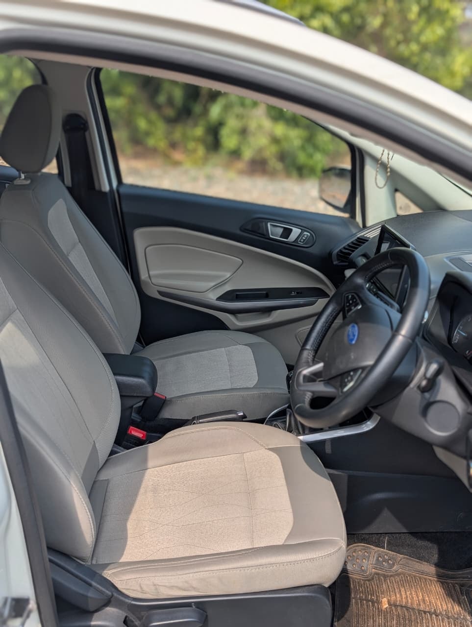 EcoSport image 11 EcoSport image 11