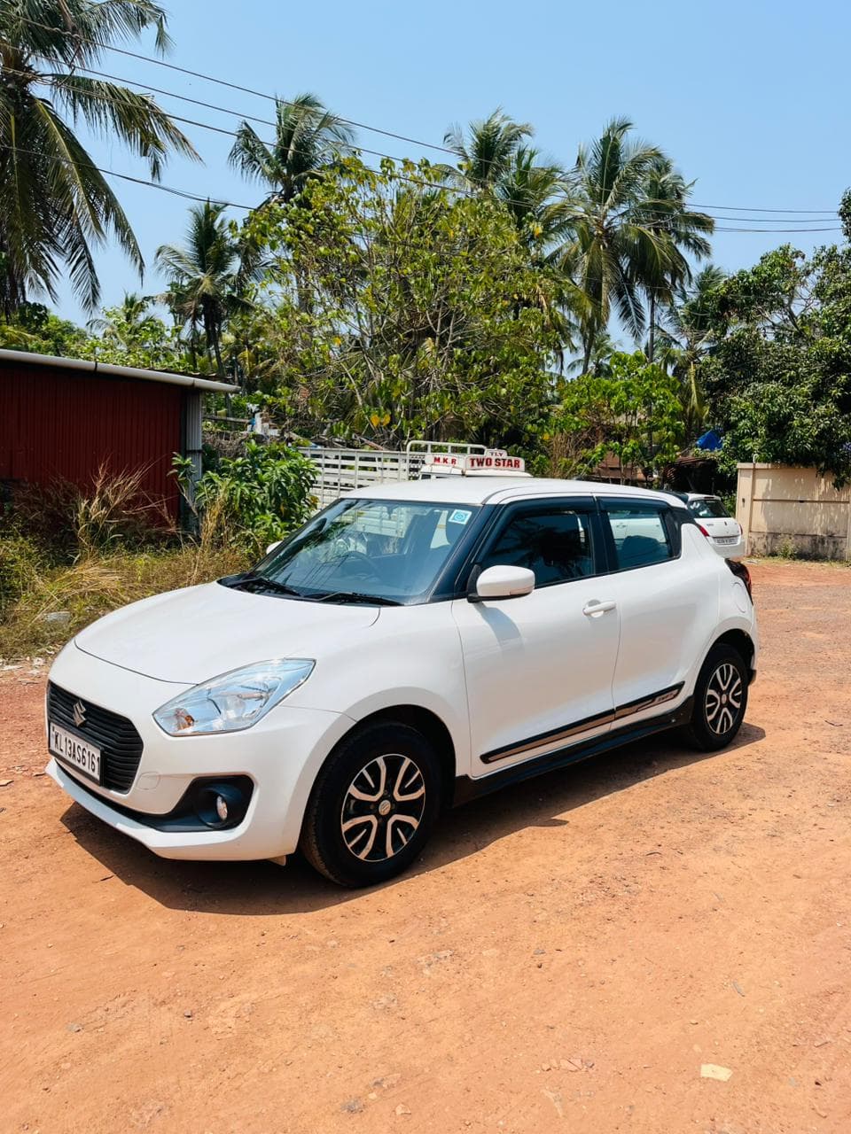 यूज़्ड 2020 मारुति सुजुकी स्विफ्ट, Kadambur-kannur, Kannur 6 यूज़्ड 2020 मारुति सुजुकी स्विफ्ट, Kadambur-kannur, Kannur 6