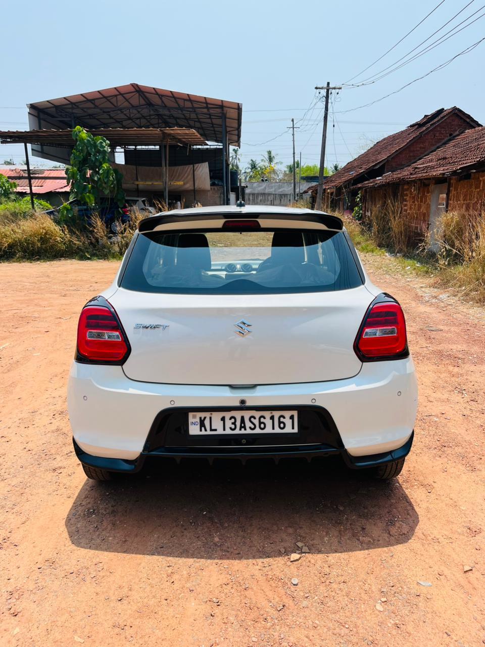 यूज़्ड 2020 मारुति सुजुकी स्विफ्ट, Kadambur-kannur, Kannur 3 यूज़्ड 2020 मारुति सुजुकी स्विफ्ट, Kadambur-kannur, Kannur 3