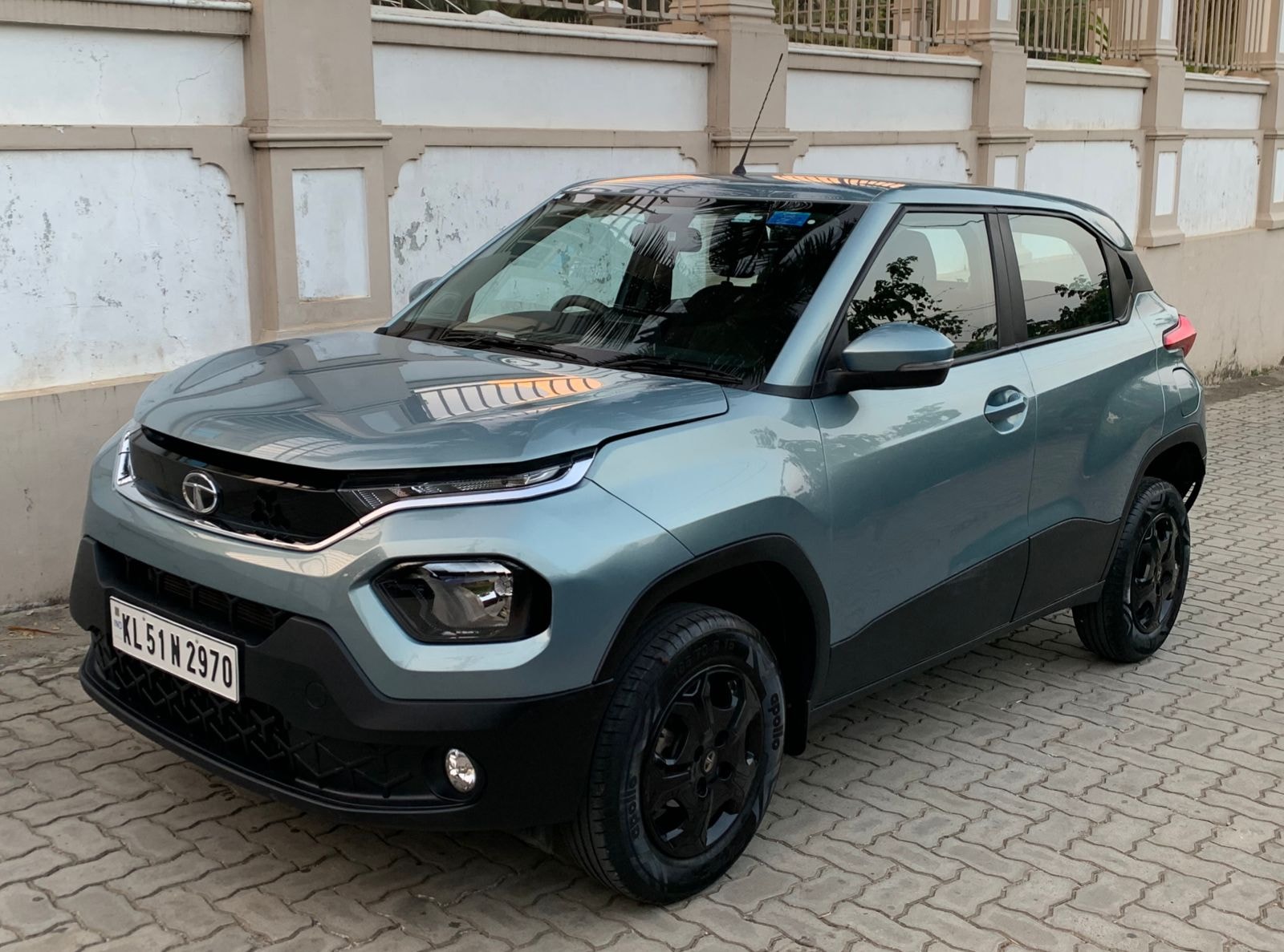 Punch image 1 Punch image 1