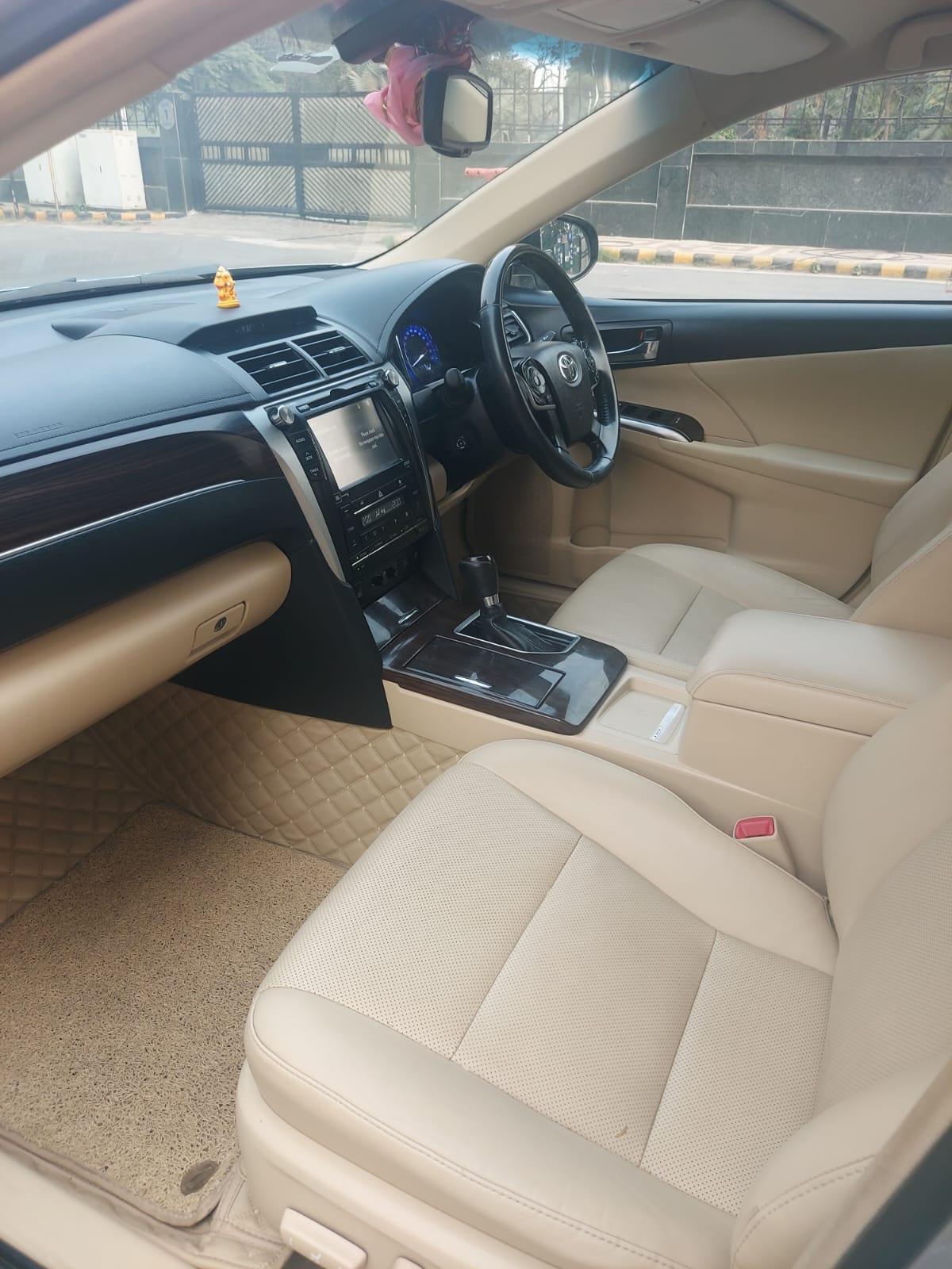 Camry image 5 Camry image 5