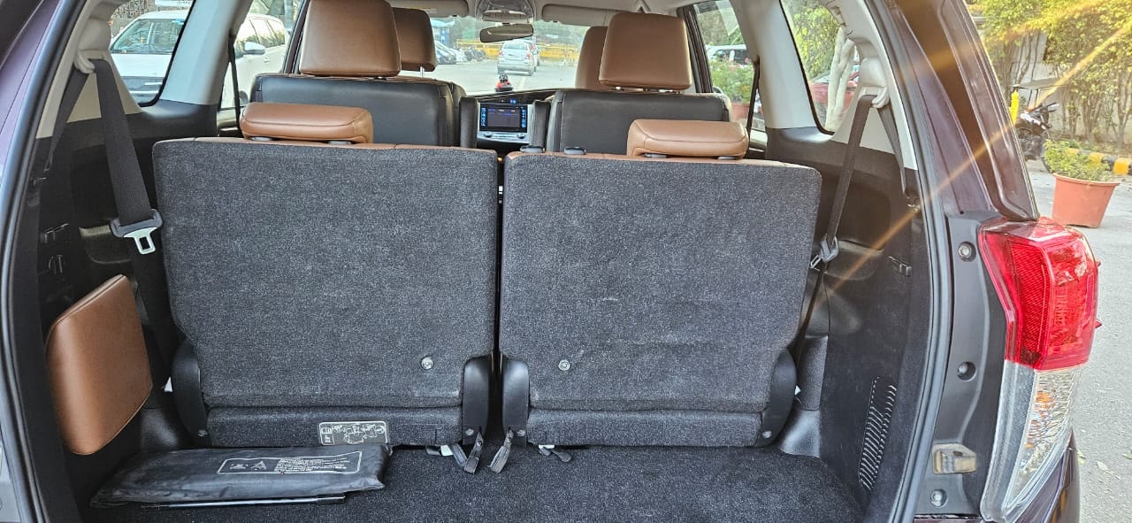 Innova Crysta image 8 Innova Crysta image 8