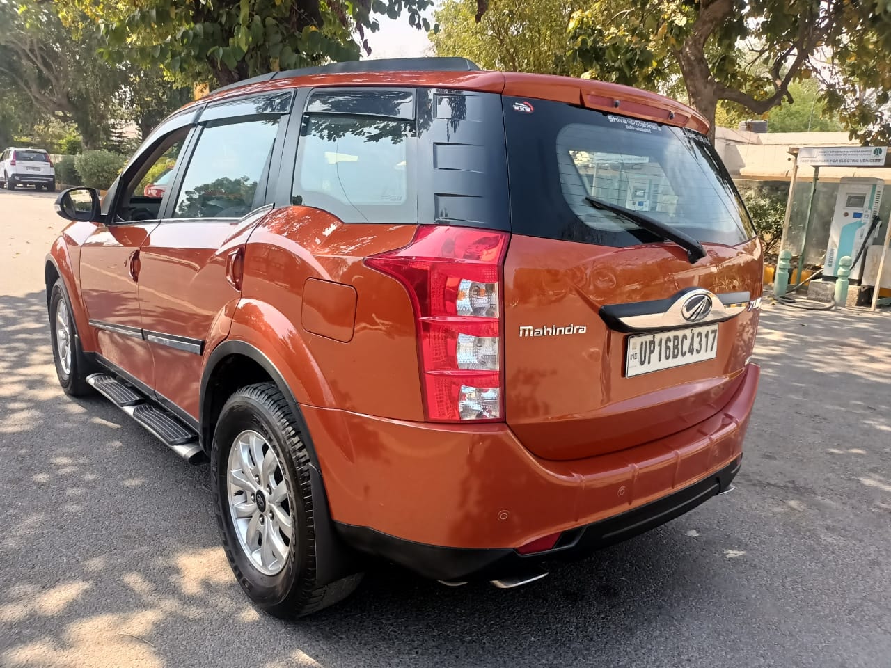 XUV500 image 2 XUV500 image 2