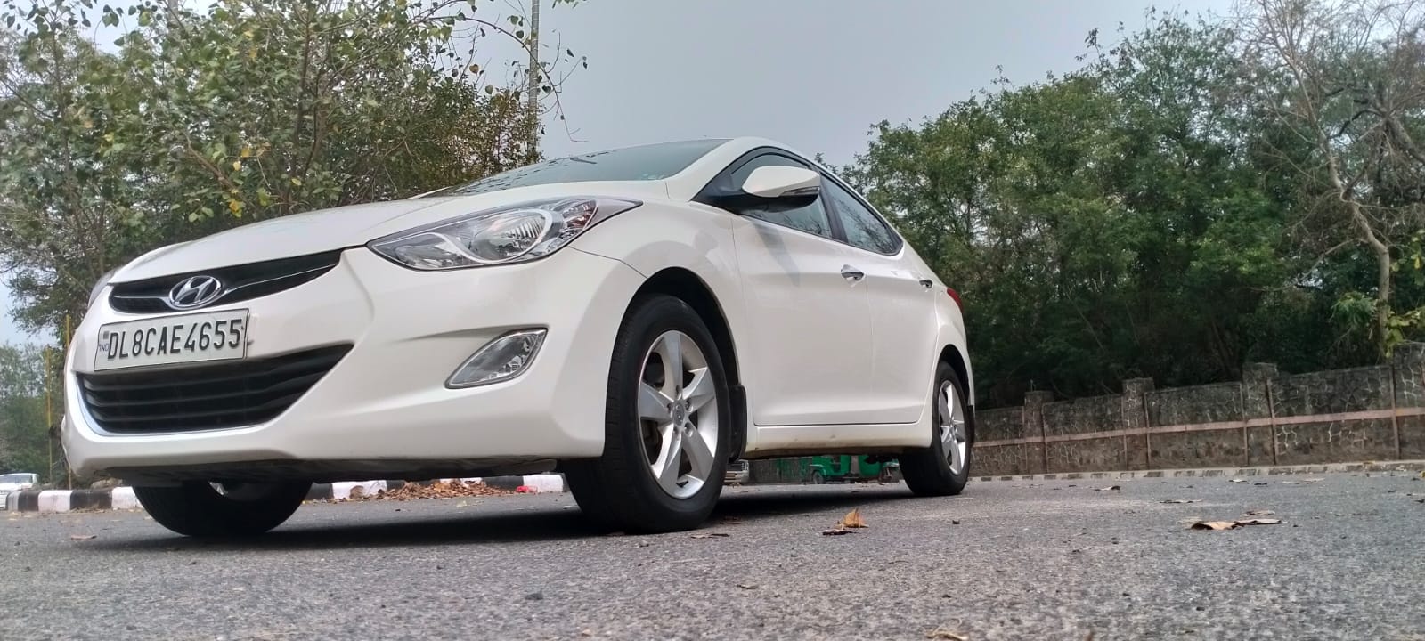 Elantra image 1 Elantra image 1