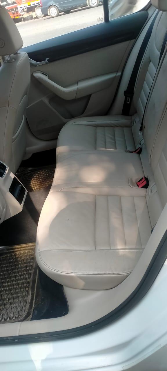 2014 Skoda Octavia 2.0 Elegance TDI CR AT Back Seats 