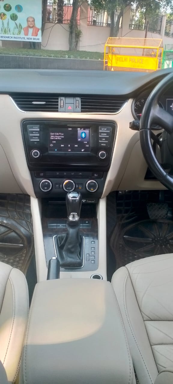 Octavia image 8 Octavia image 8