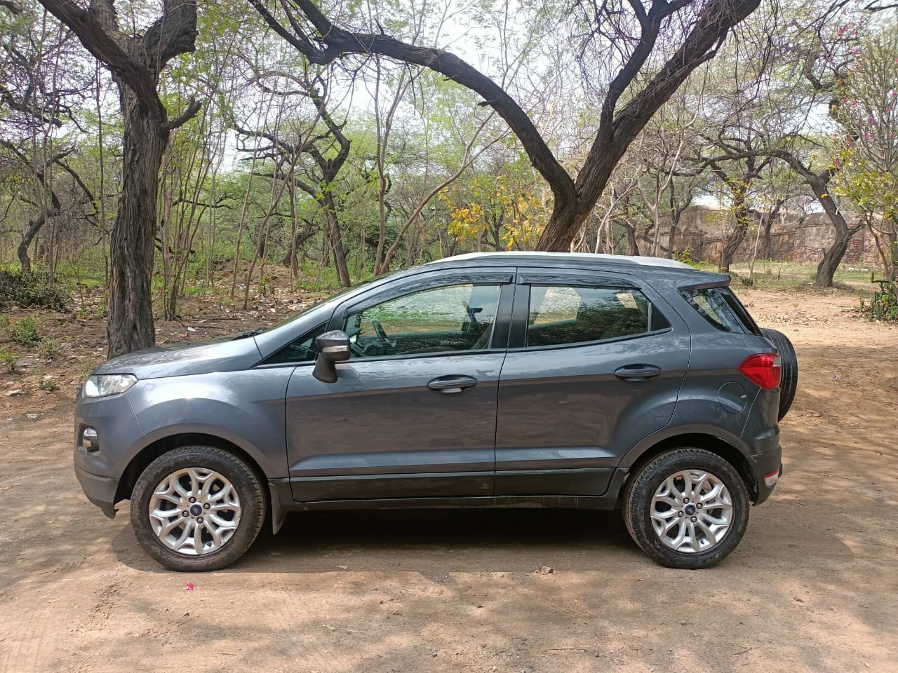 EcoSport image 2 EcoSport image 2