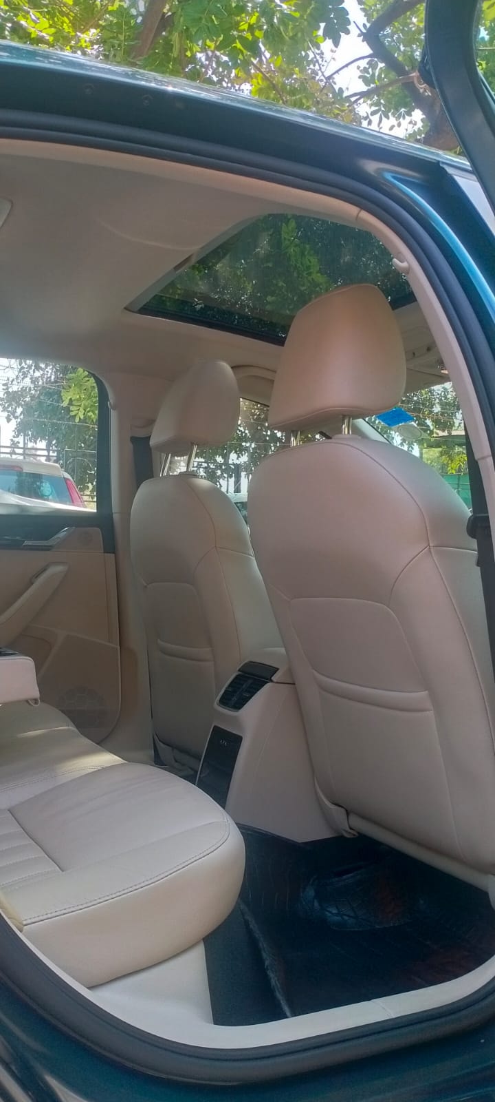 Octavia image 7 Octavia image 7