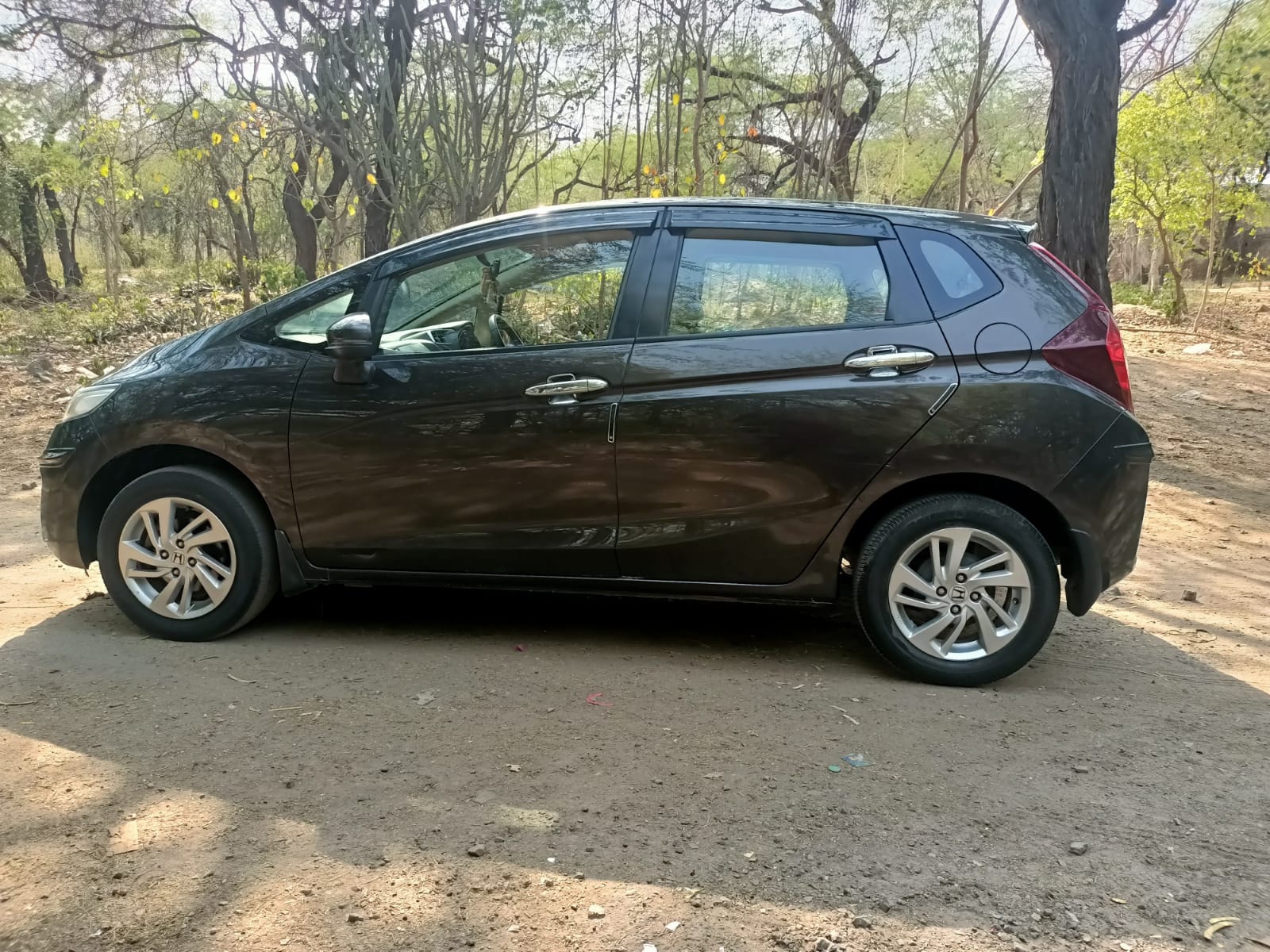 Jazz image 2 Jazz image 2