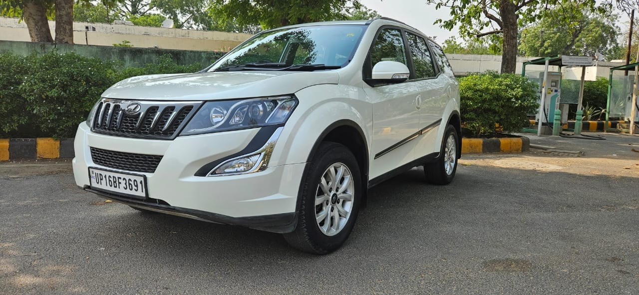 XUV500 image 1 XUV500 image 1