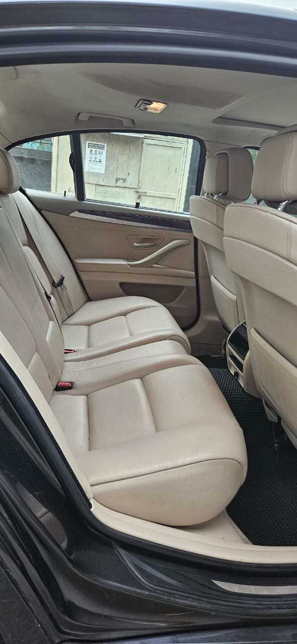 5 Series image 10 5 Series image 10