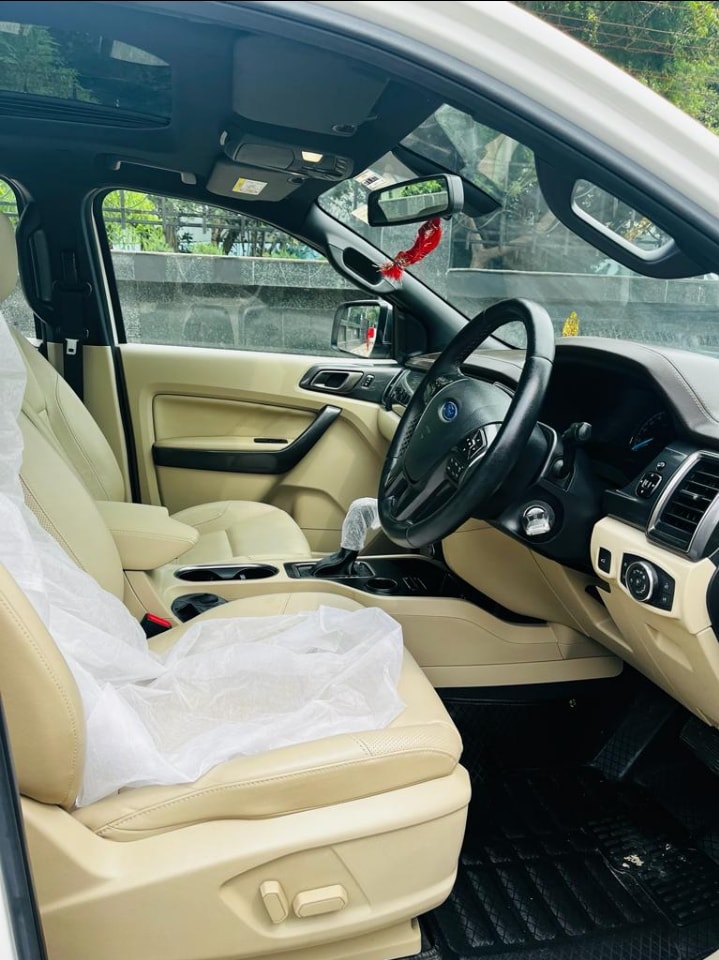 Endeavour image 13 Endeavour image 13