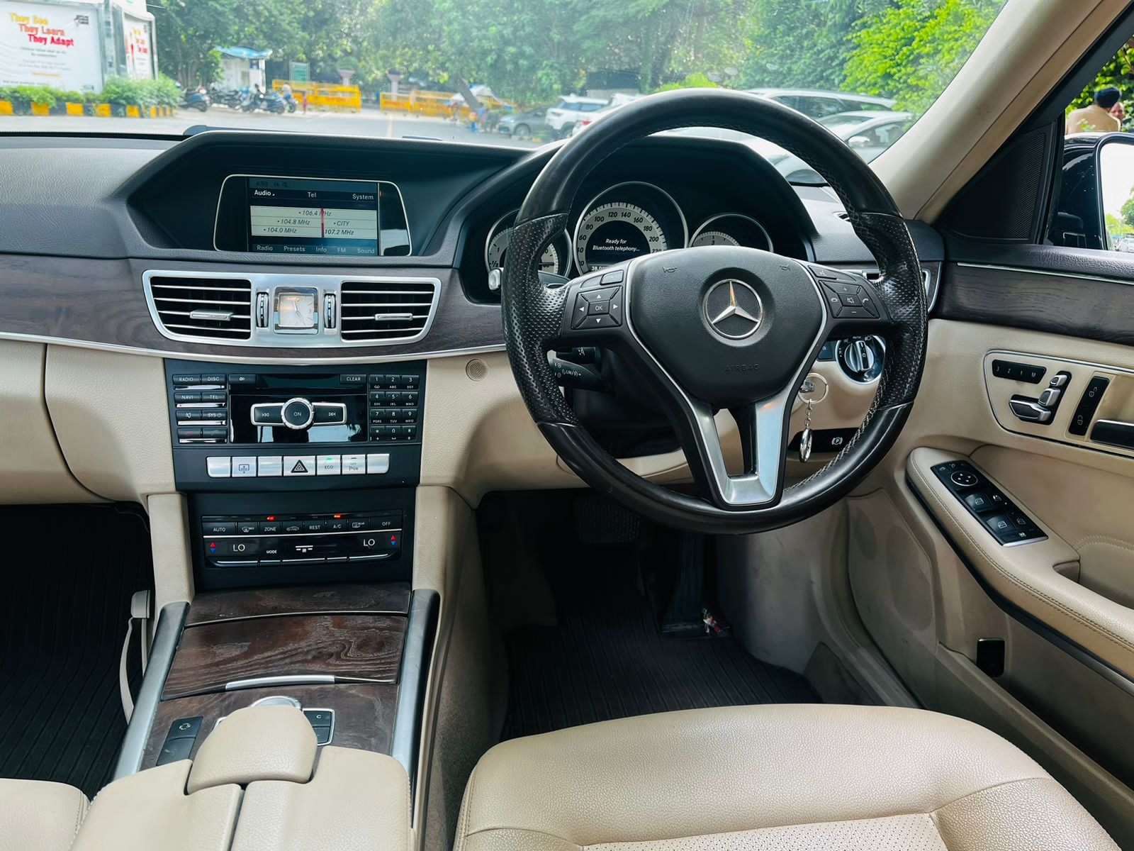 E-Class image 6 E-Class image 6